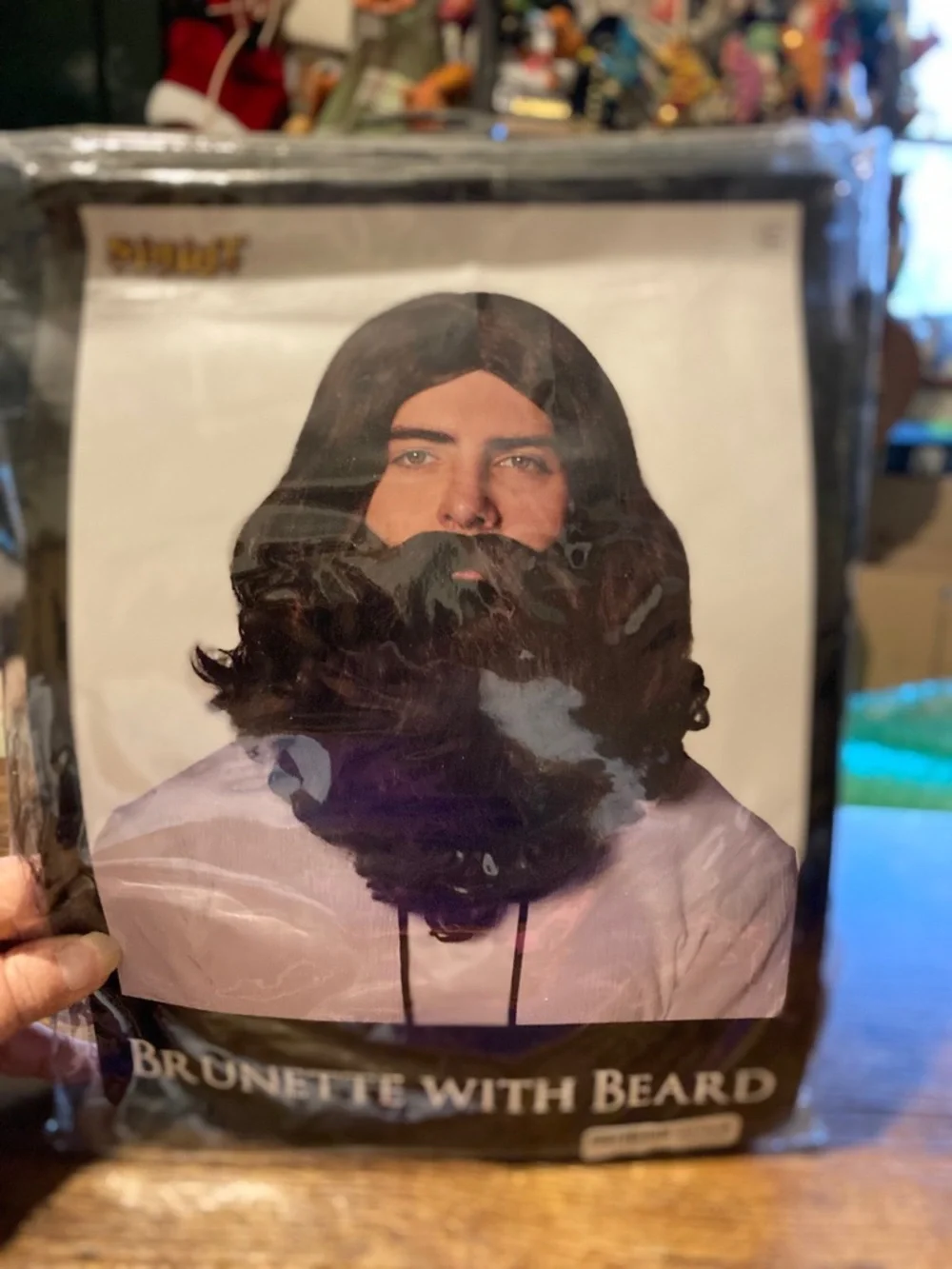 Spirit brunette wig with beard - Picture 11 of 11